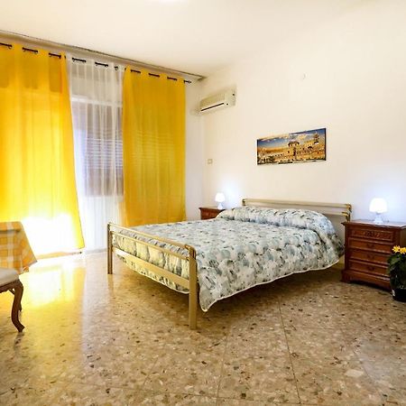 A Casa Di Fra' Bed & Breakfast Palermo Dış mekan fotoğraf
