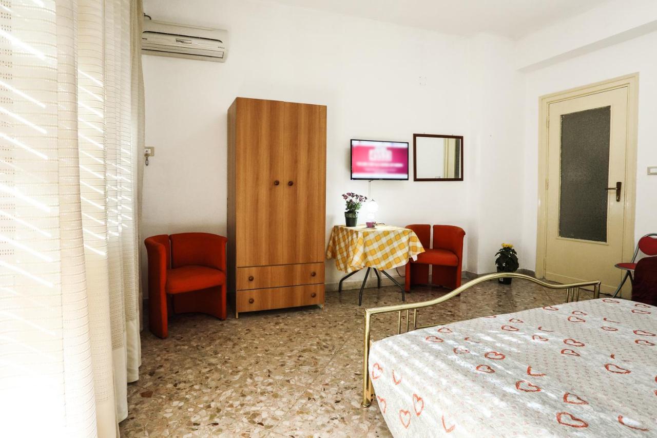 A Casa Di Fra' Bed & Breakfast Palermo Dış mekan fotoğraf